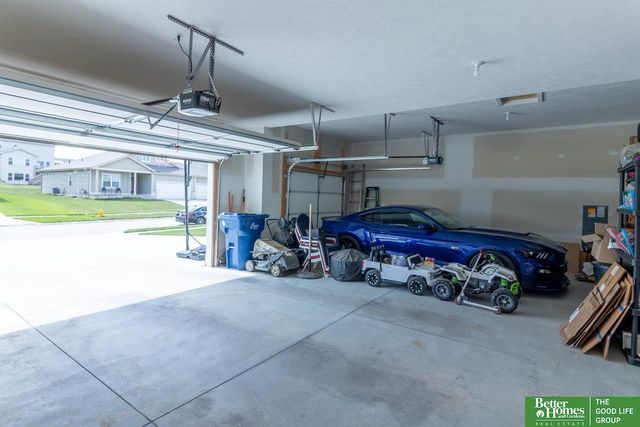 10217 S 109 Street, Papillion, NE 68046
