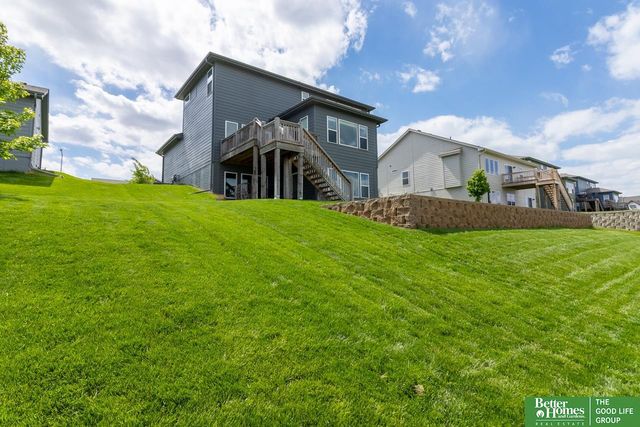 10217 S 109 Street, Papillion, NE 68046