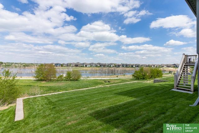 10217 S 109 Street, Papillion, NE 68046