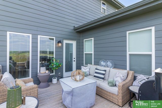 10217 S 109 Street, Papillion, NE 68046