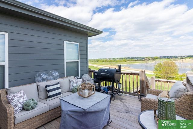 10217 S 109 Street, Papillion, NE 68046