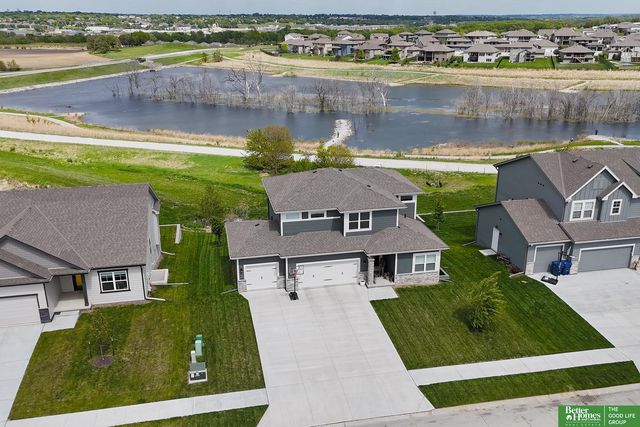10217 S 109 Street, Papillion, NE 68046