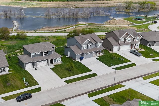 10217 S 109 Street, Papillion, NE 68046