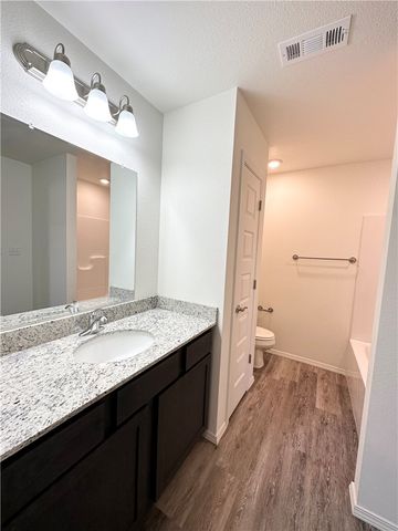 4223 W Santa Fe Street 2, Fayetteville, AR 72704