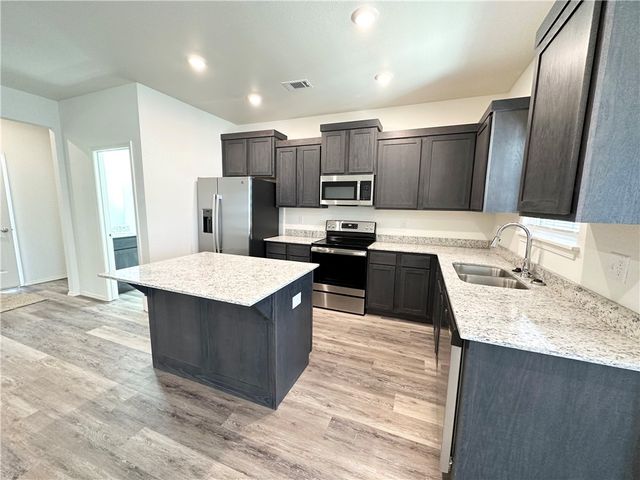4223 W Santa Fe Street 2, Fayetteville, AR 72704
