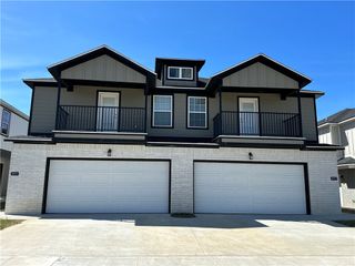 4223 W Santa Fe Street 2, Fayetteville, AR 72704