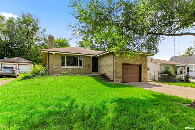 1414 MORTON Street, Pekin, IL 61554