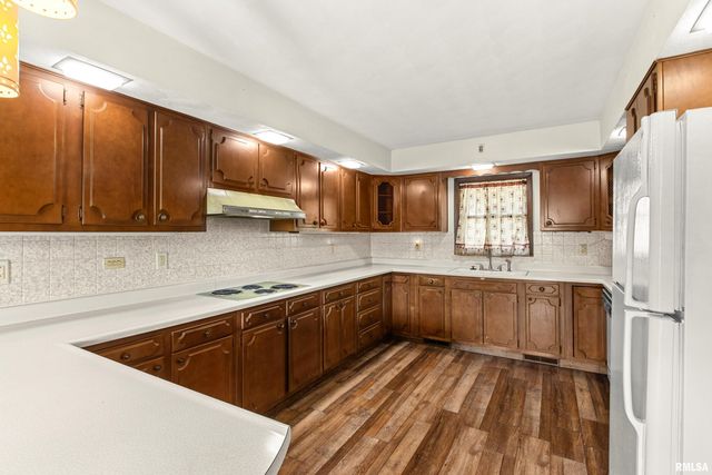 1414 MORTON Street, Pekin, IL 61554