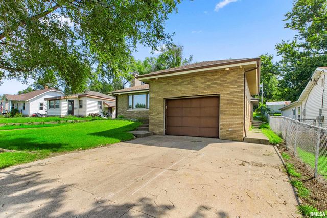 1414 MORTON Street, Pekin, IL 61554
