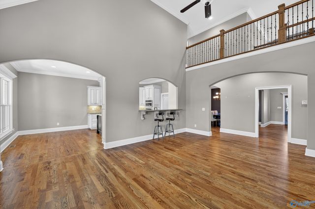 2 Knotting Hill Drive, Fayetteville, TN 37334