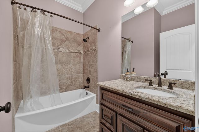 2 Knotting Hill Drive, Fayetteville, TN 37334