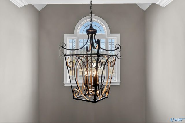 2 Knotting Hill Drive, Fayetteville, TN 37334