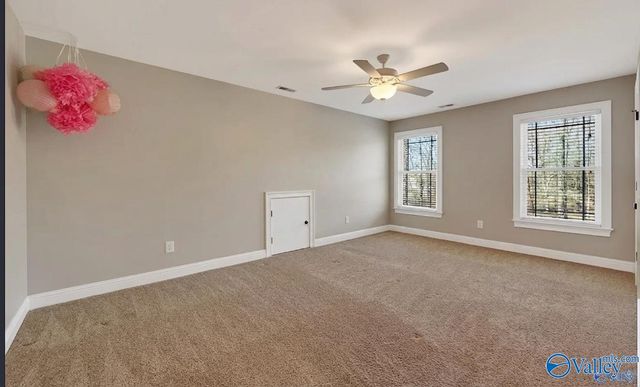 2 Knotting Hill Drive, Fayetteville, TN 37334