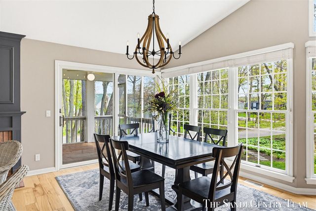 16917 Landing Lane, Spring Lake, MI 49456