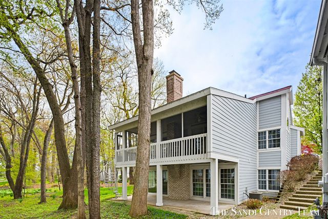 16917 Landing Lane, Spring Lake, MI 49456