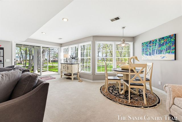 16917 Landing Lane, Spring Lake, MI 49456