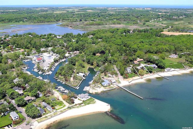 1155 Old Harbor Road, New Suffolk, NY 11956