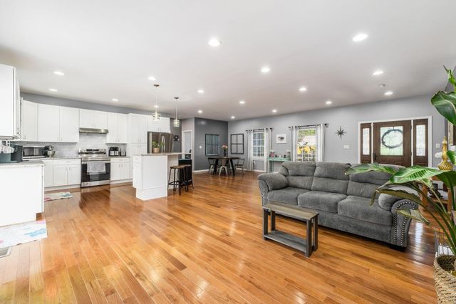 431 W Johnstown Road, Columbus, OH 43230