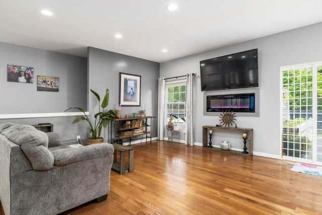 431 W Johnstown Road, Columbus, OH 43230