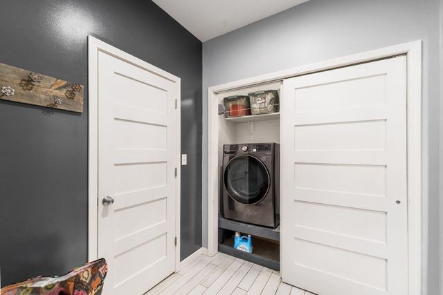 431 W Johnstown Road, Columbus, OH 43230