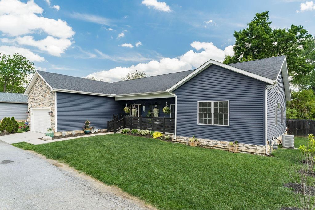 431 W Johnstown Road, Columbus, OH 43230