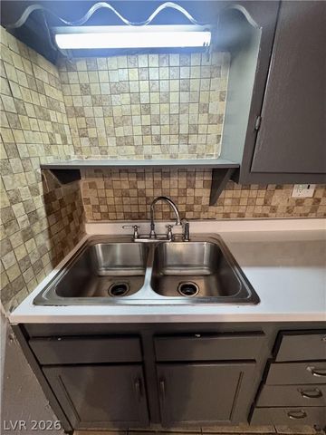 720 North 10th Street, Las Vegas, NV 89101