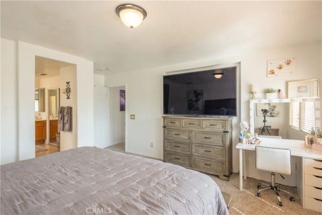 13295 Hollister, Hesperia, CA 92344