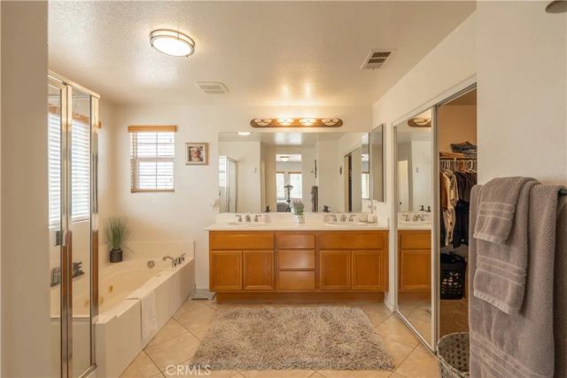 13295 Hollister, Hesperia, CA 92344