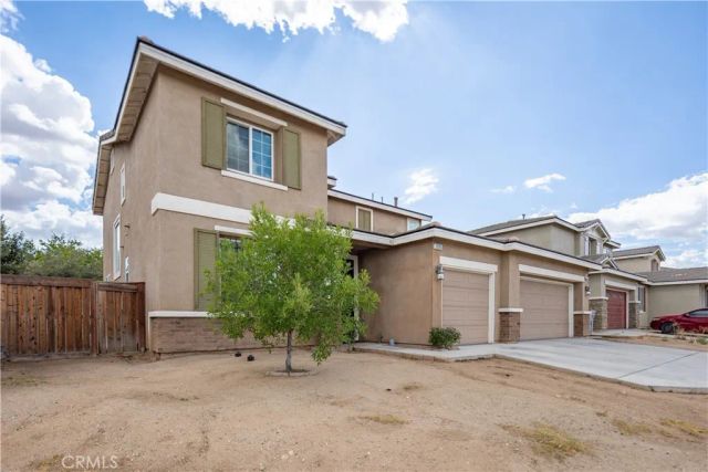 13295 Hollister, Hesperia, CA 92344