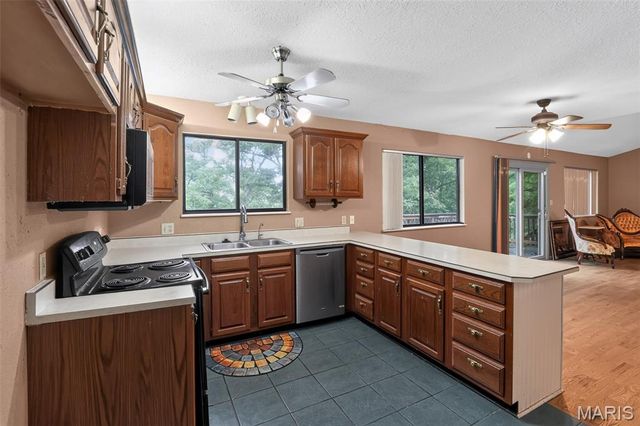 1891 Deer Run Trail, Pacific, MO 63069