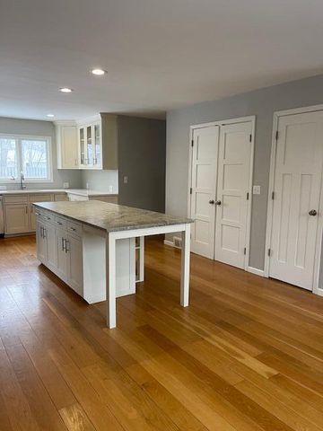 1433 Catalina Drive, Ann Arbor, MI 48103