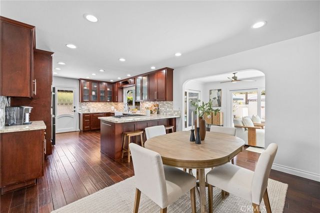 1536 E Commonwealth E, Fullerton, CA 92831