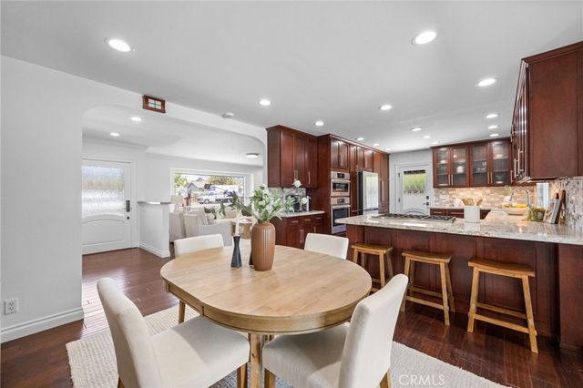 1536 E Commonwealth E, Fullerton, CA 92831