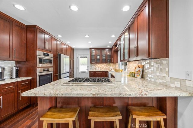 1536 E Commonwealth E, Fullerton, CA 92831