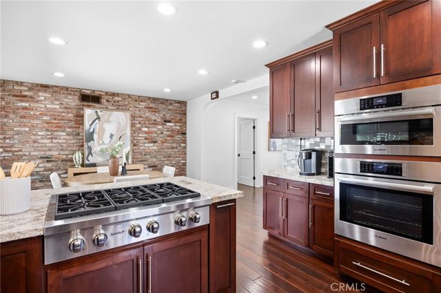 1536 E Commonwealth E, Fullerton, CA 92831