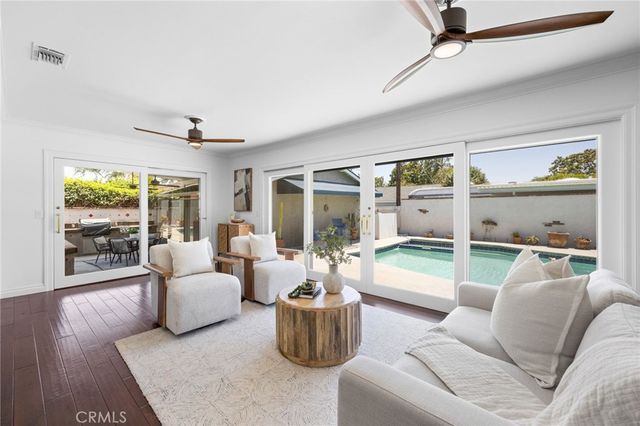 1536 E Commonwealth E, Fullerton, CA 92831