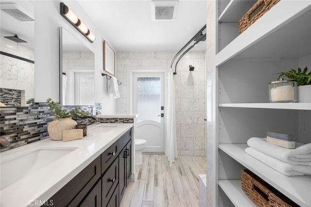 1536 E Commonwealth E, Fullerton, CA 92831