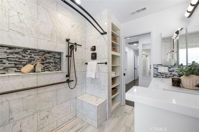 1536 E Commonwealth E, Fullerton, CA 92831
