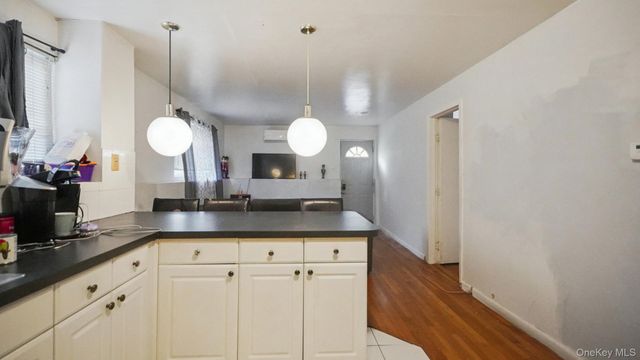 738 pelhamdale Avenue, New Rochelle, NY 10801