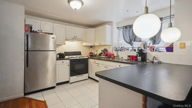 738 pelhamdale Avenue, New Rochelle, NY 10801