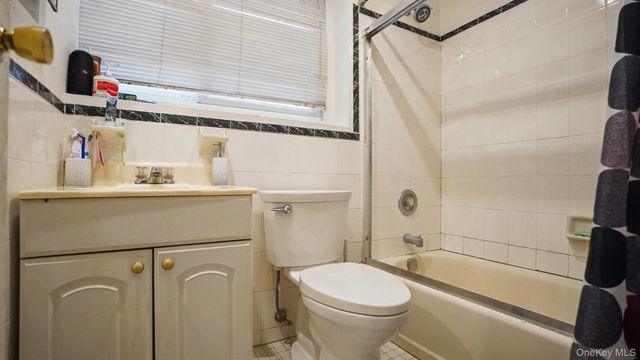 738 pelhamdale Avenue, New Rochelle, NY 10801