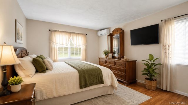 738 pelhamdale Avenue, New Rochelle, NY 10801