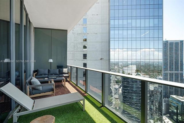 801 S Miami Ave 5702, Miami, FL 33130
