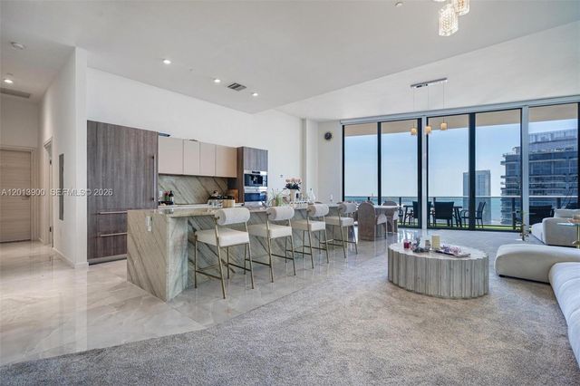 801 S Miami Ave 5702, Miami, FL 33130