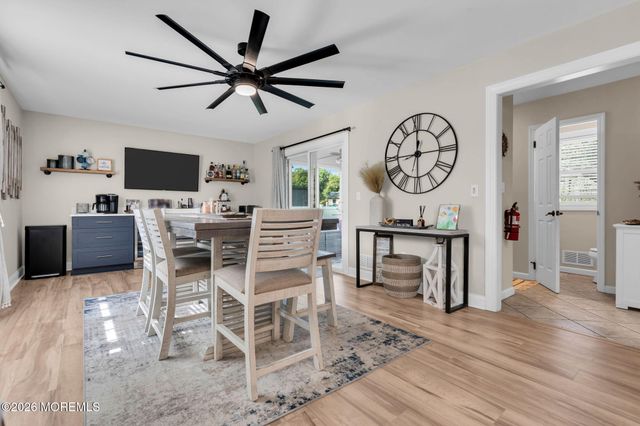 336 Twin Oaks Drive, Toms River, NJ 08753