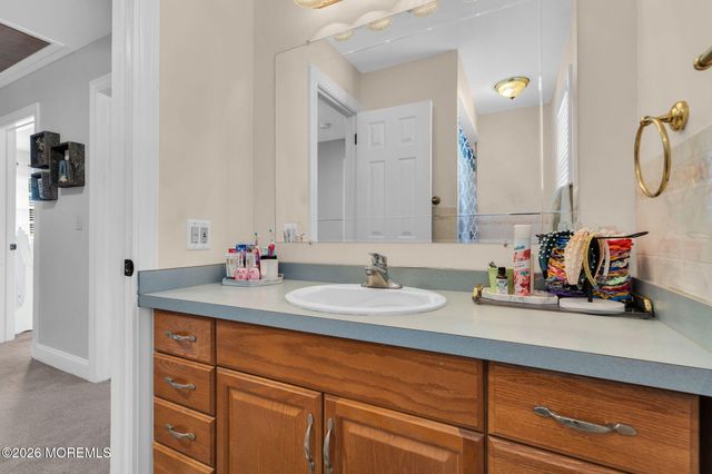 336 Twin Oaks Drive, Toms River, NJ 08753