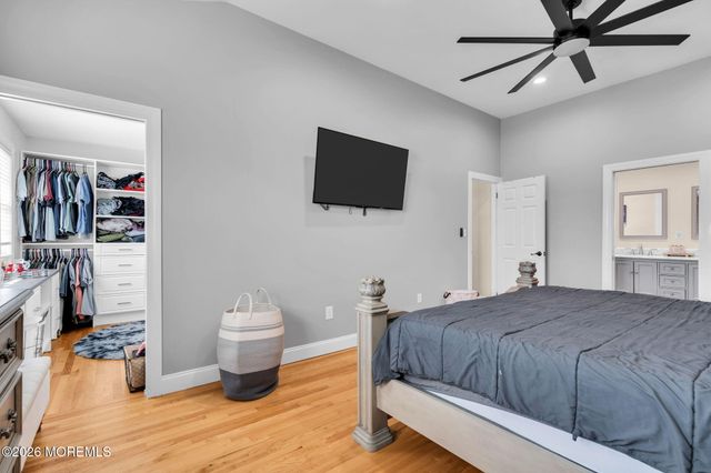 336 Twin Oaks Drive, Toms River, NJ 08753
