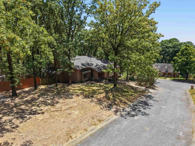 3 Catina Ct, Little Rock, AR 72211