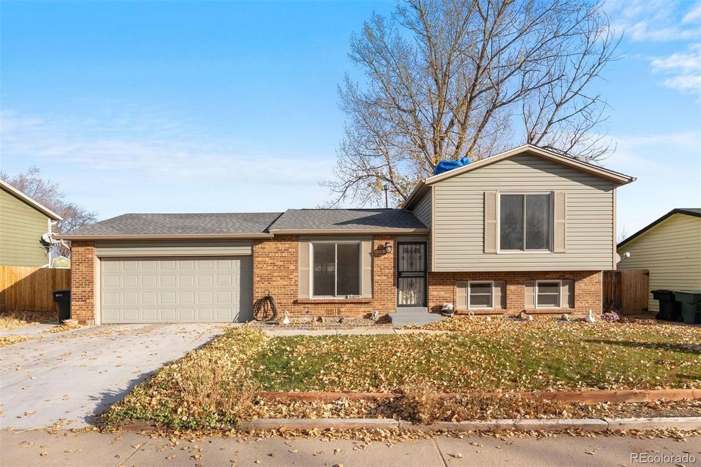 10899 Grange Creek Drive, Thornton, CO 80233