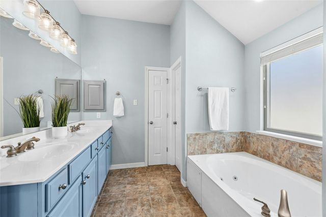 2836 Plantation DR, Round Rock, TX 78681